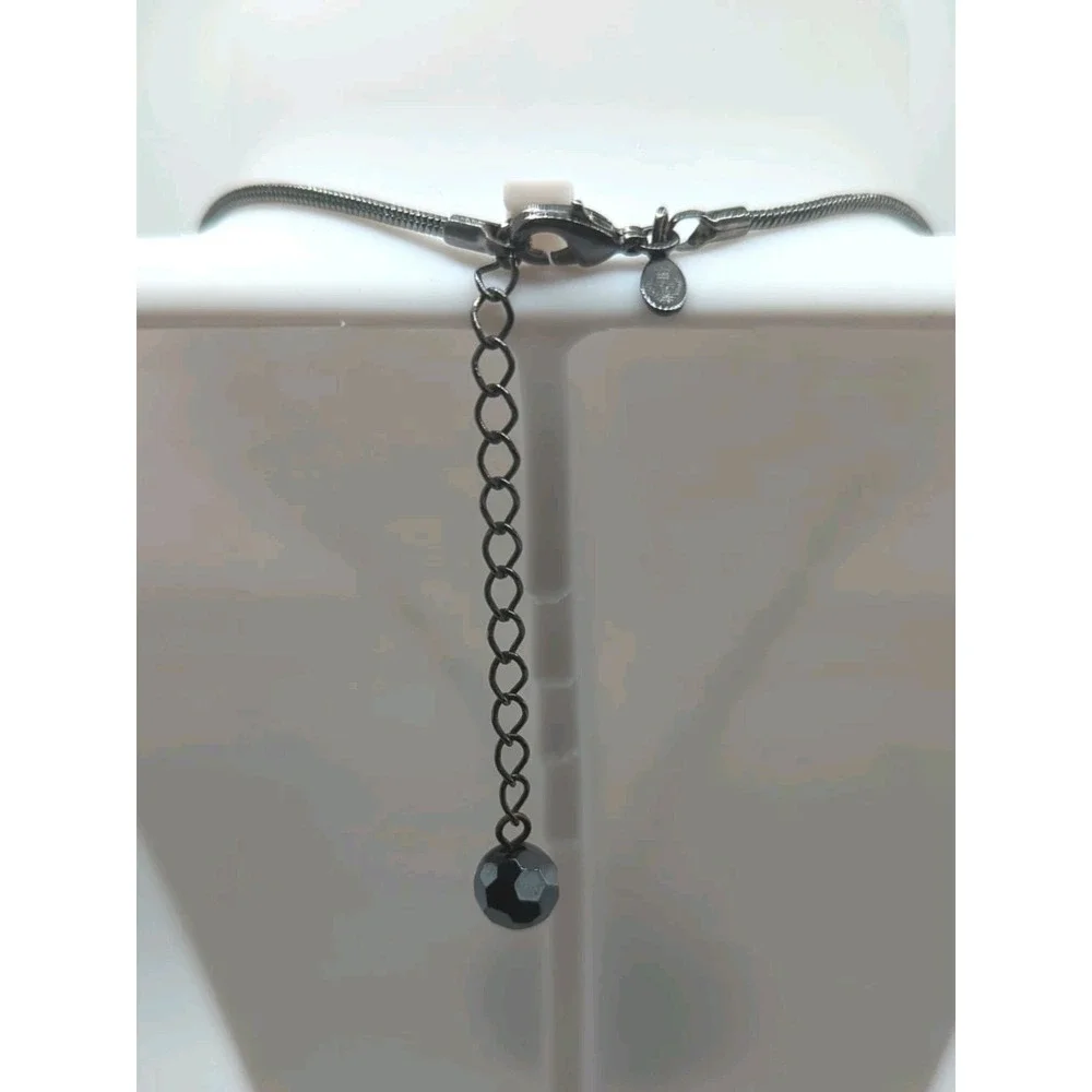 Boho Silver Tone Floral Pendant Necklace Black Faceted Stone Statement Vintage - Picture 8 of 8